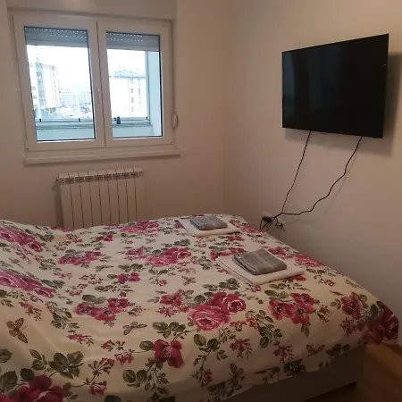 Royal Gold Apartamento Lukavica