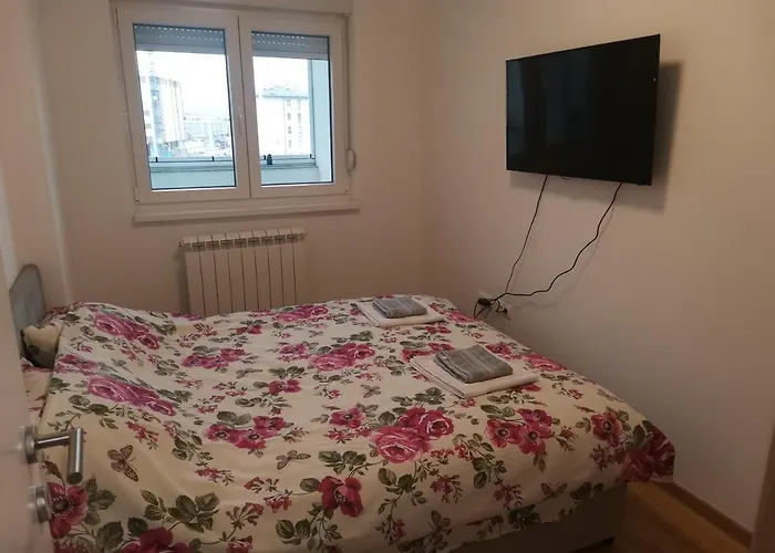 Royal Gold Lägenhet Lukavica